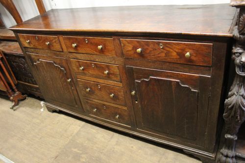 Dresser Base