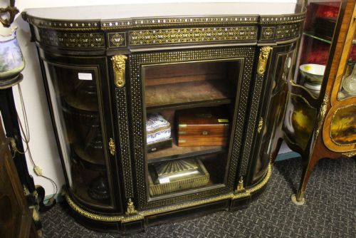 Credenza