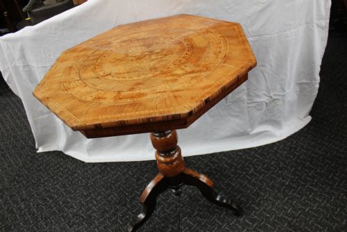 Sorrento Table