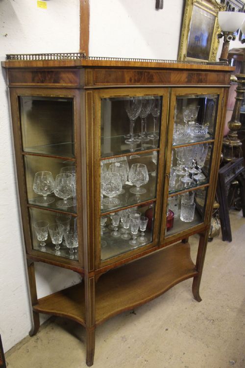 Display Cabinet