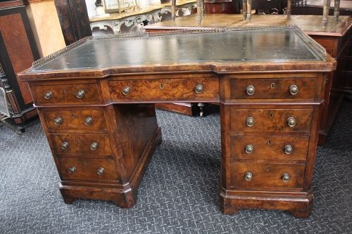 Pedestal Desk