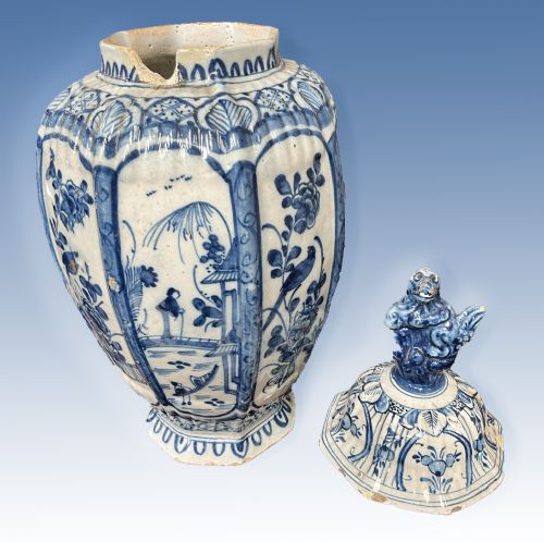 A Late 17th Century Dutch Delft Octagonal Shaped Jar and Cover. C.1680.