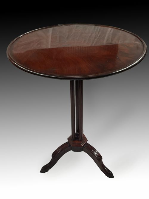 A High Quality Mahogany Circular Top Table by Maison Krieger Paris C.1860