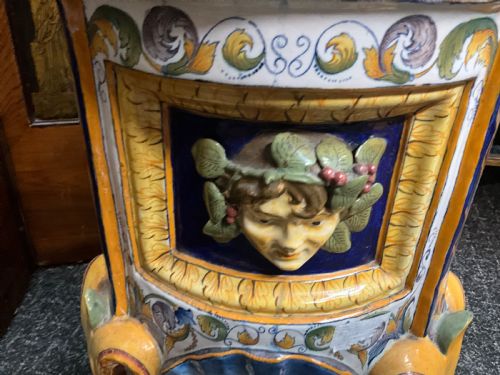 AN IMPRESSIVELY LARGE ITALIAN MAJOLICA VASE ON PEDESTAL - ADDITIONAL PHOTO 11