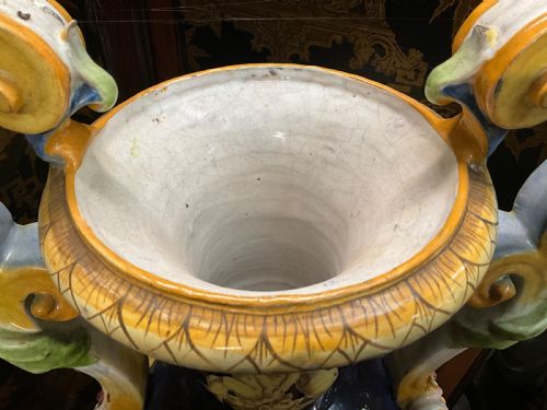 AN IMPRESSIVELY LARGE ITALIAN MAJOLICA VASE ON PEDESTAL - ADDITIONAL PHOTO 13