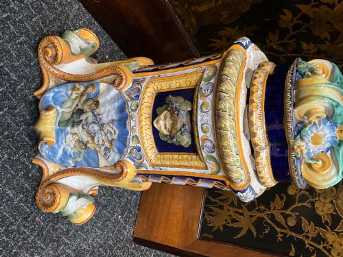AN IMPRESSIVELY LARGE ITALIAN MAJOLICA VASE ON PEDESTAL - ADDITIONAL PHOTO 17