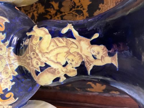 AN IMPRESSIVELY LARGE ITALIAN MAJOLICA VASE ON PEDESTAL - ADDITIONAL PHOTO 20
