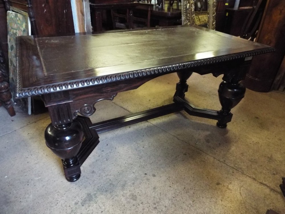 Centre table