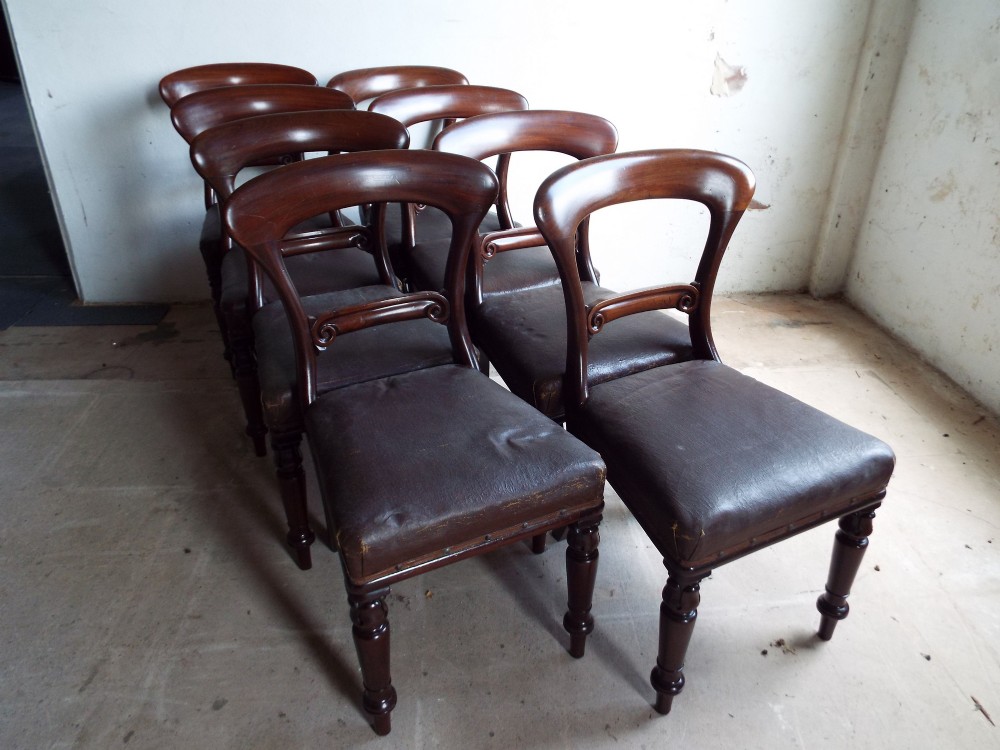 8 Chairs