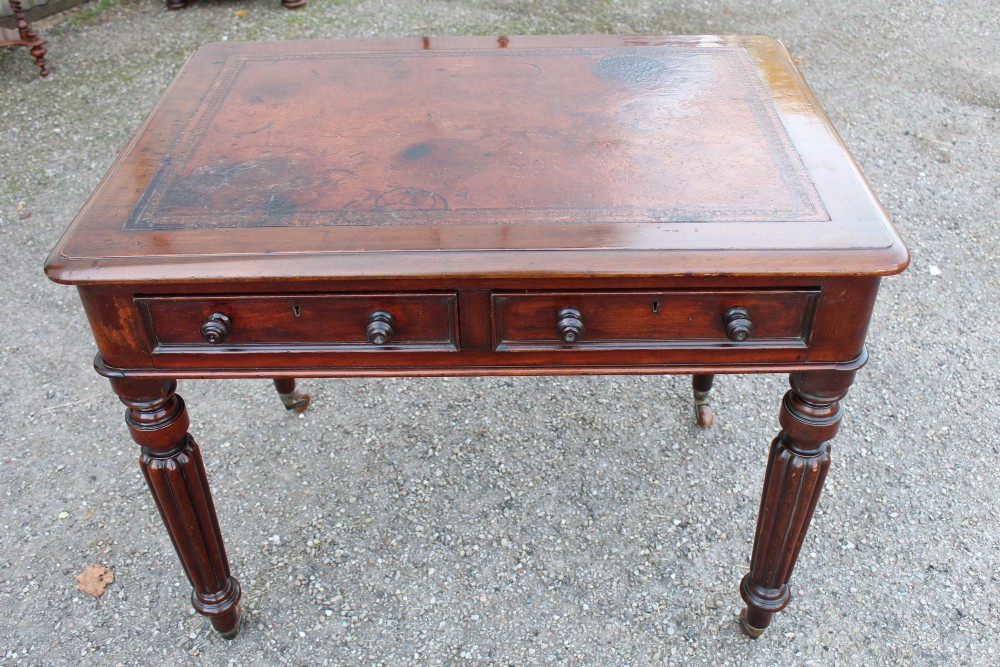 Writing table