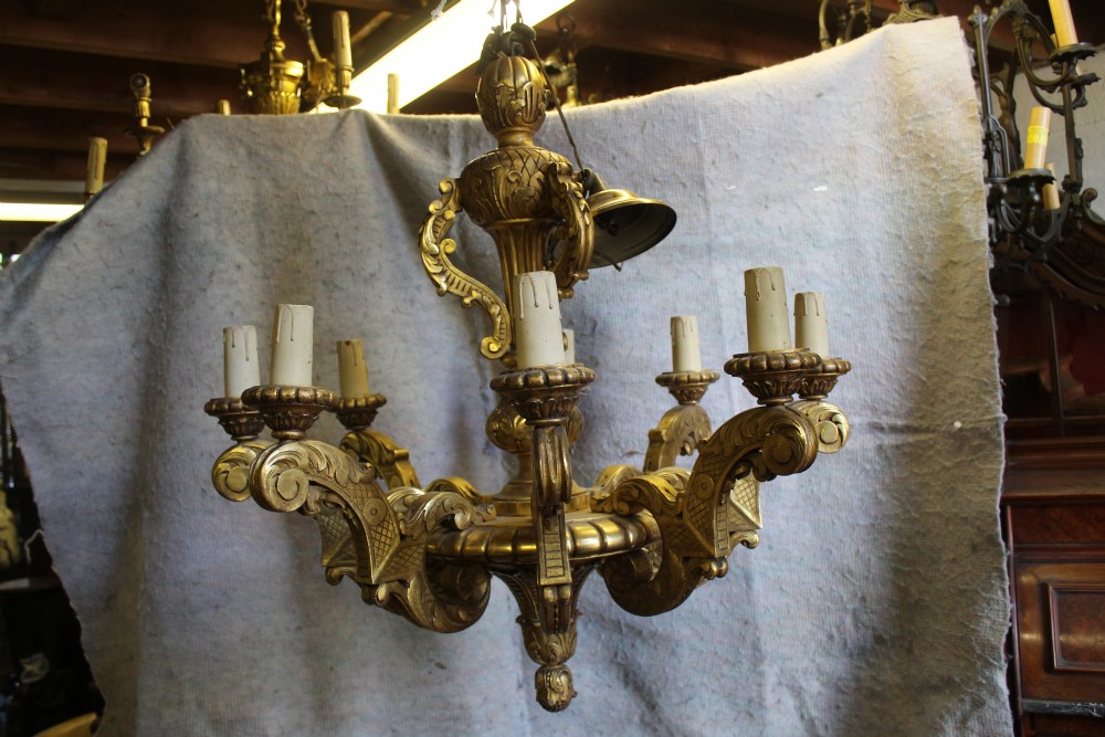 Chandelier 