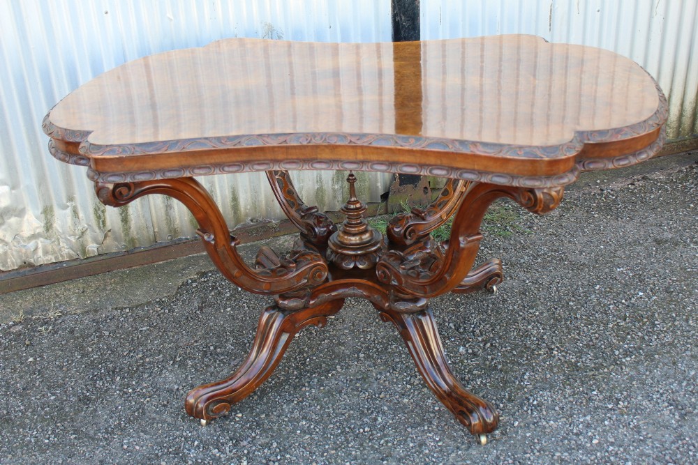 Centre table