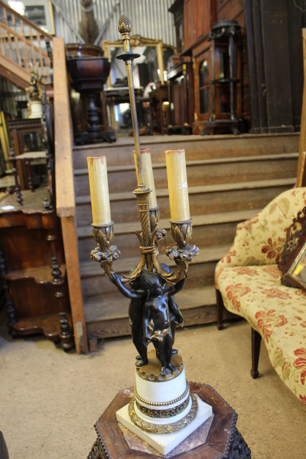 Table lamp