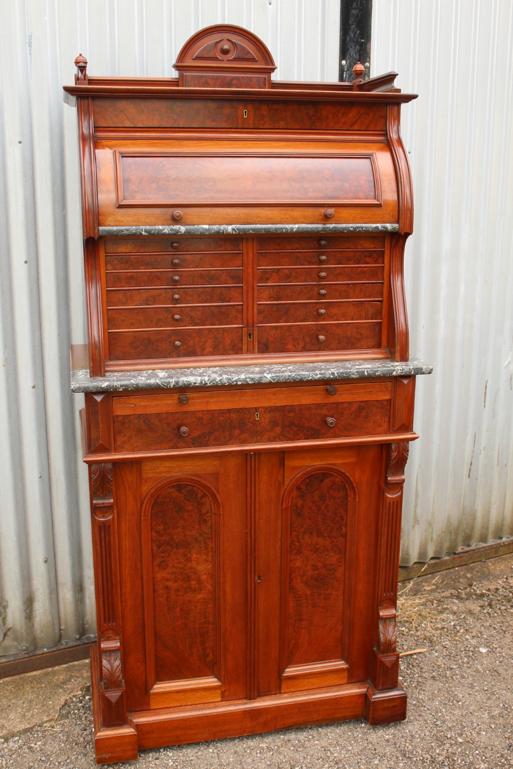 Dentist cabinet
