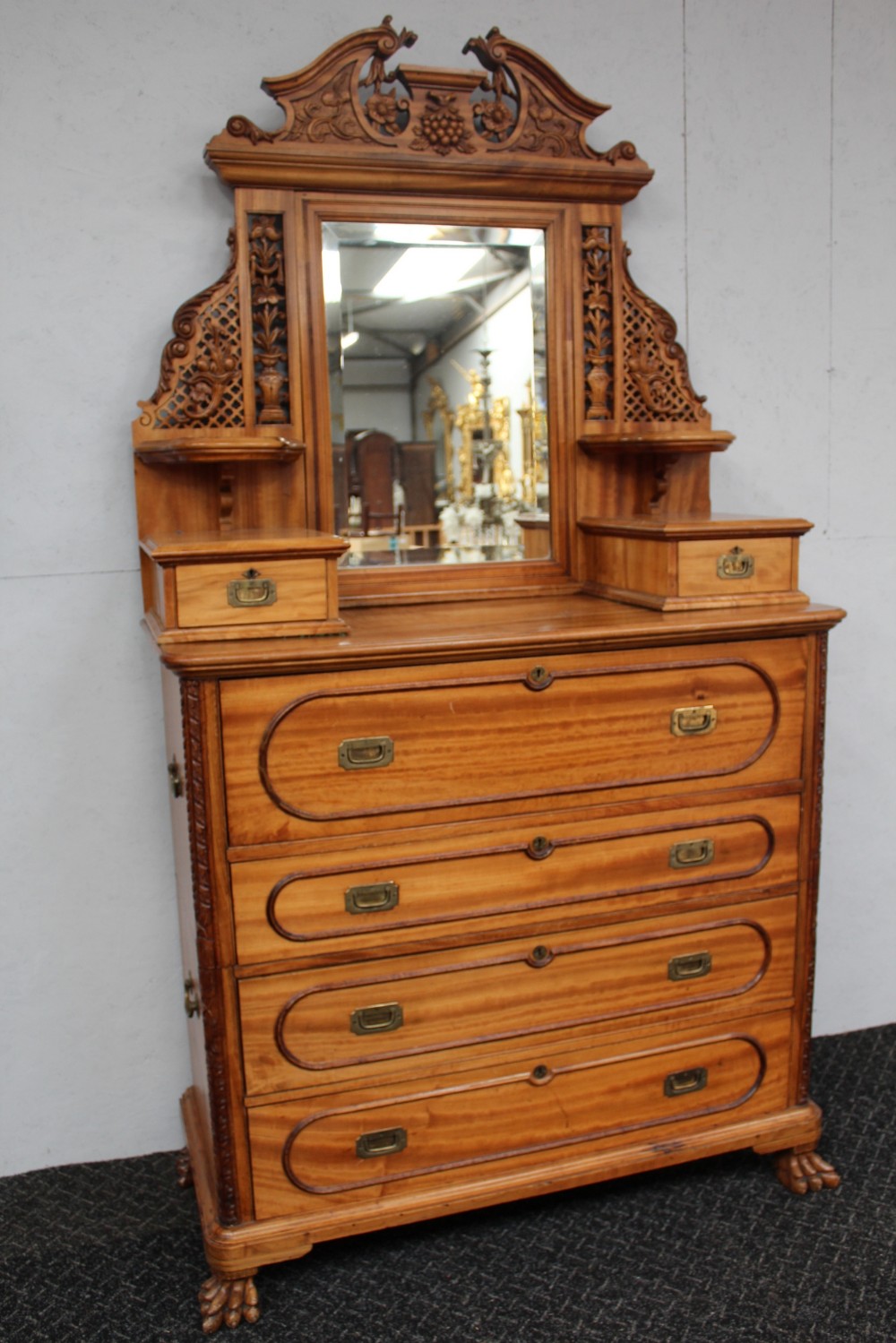 Military chest