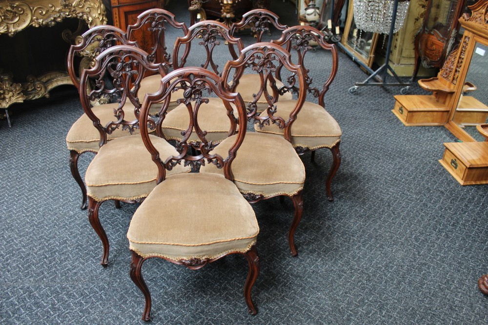 8 Dining chairs