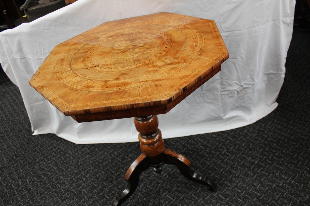 Sorrento table