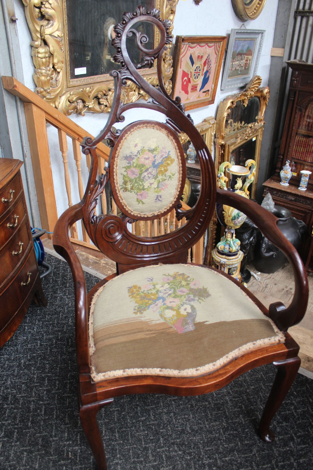 Arm chair