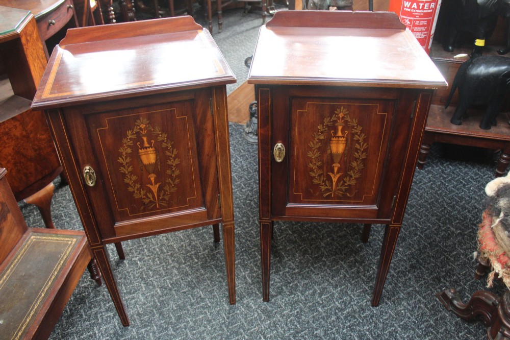Pair of Night stands