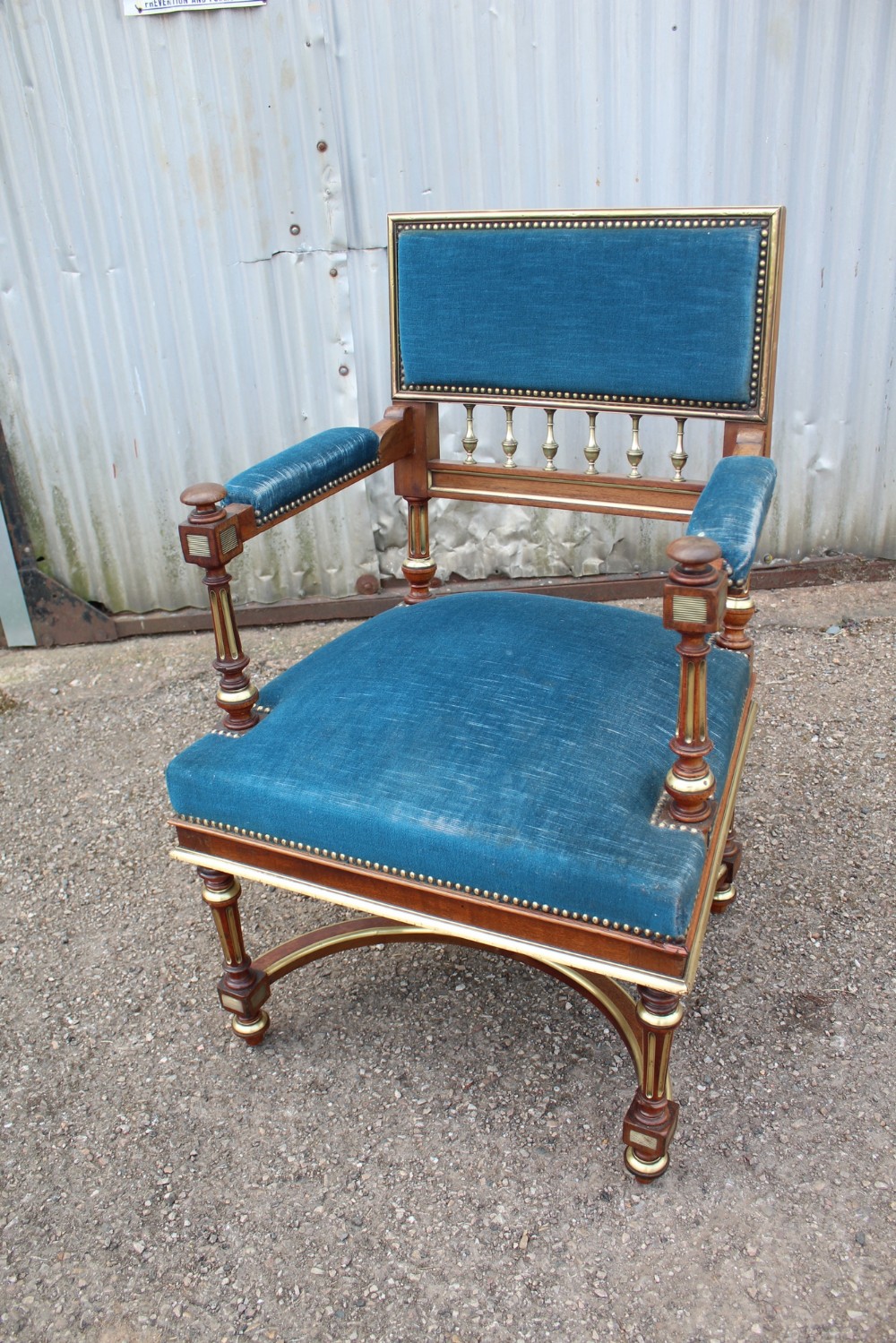 Desk chair