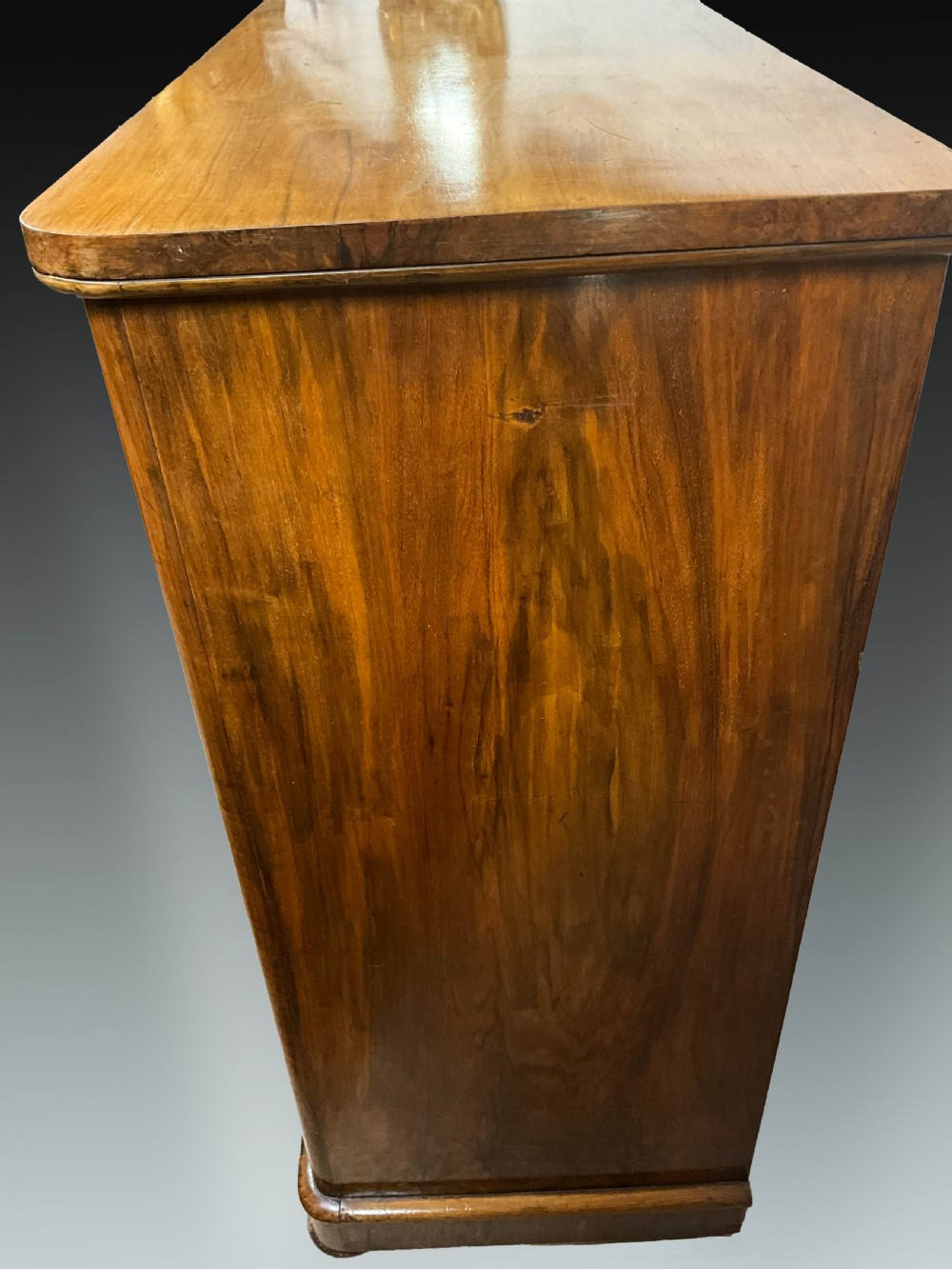 An English walnut chest of drawers View II