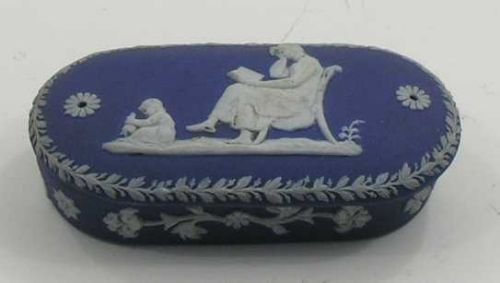 Good 19th Century Wedgewood Jasporware Pill Box