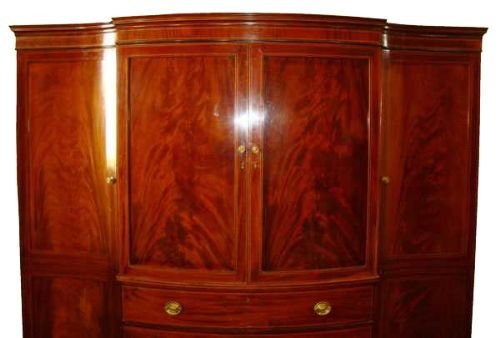 fig 1. VERY FINE GEORGIAN LONDON MADE BOW-FRONTED LARGE WARDROBE