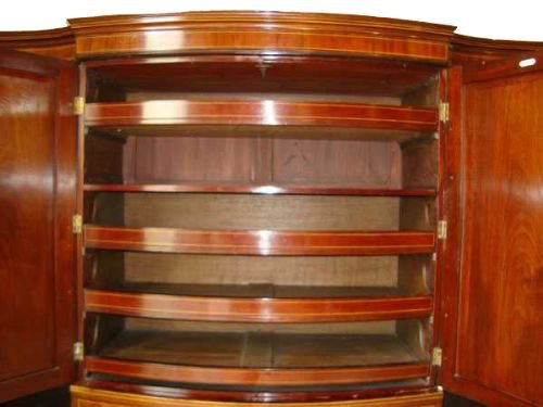 fig 2. VERY FINE GEORGIAN LONDON MADE BOW-FRONTED LARGE WARDROBE