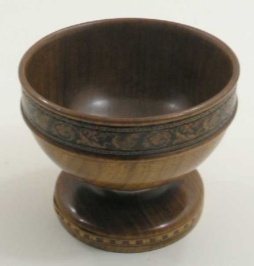 Unusual Tumbridgeware Turned Bowl
