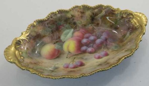 fig 1. ROYAL WORCESTER FRUIT PLATE BY FRANK ROBERTS
