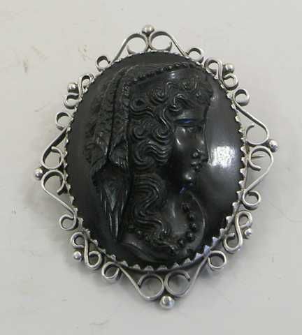 Fine Quality Silver & Carved Jet Mourning Brooch