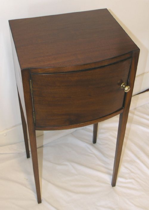 Georgian Mahogany Bow-front Bedside Cupboard