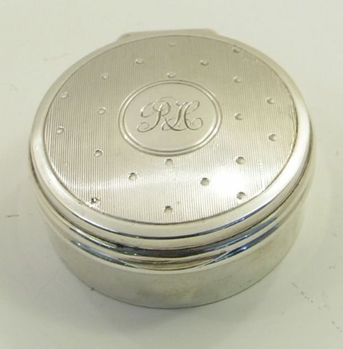 Good George V Silver Pill Box. Chester 1919