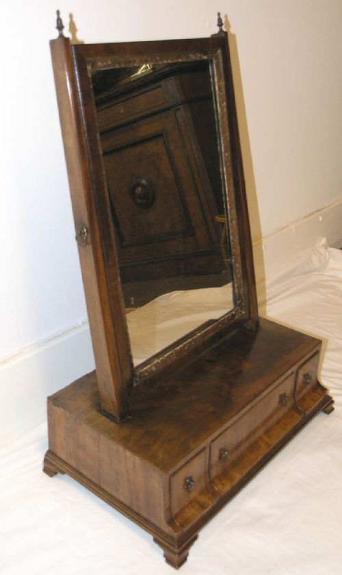 fig 2. FINE GEORGE II VIRGINIA WALNUT DRESSING MIRROR