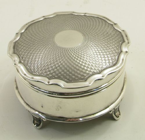 Pretty Edwardian Silver Ladies Jewel Box. 1909