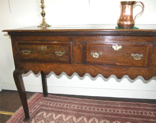 fig 1. GOOD EARLY GEORGIAN OAK CABRIOLE LEG DRESSER BASE