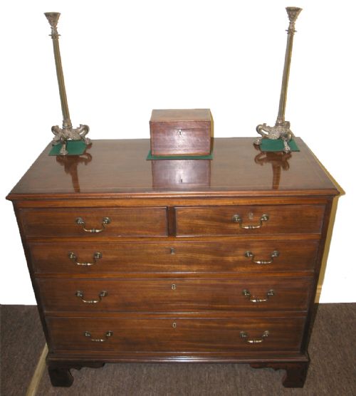 Neat Size George III Mahogany Dressing Chest