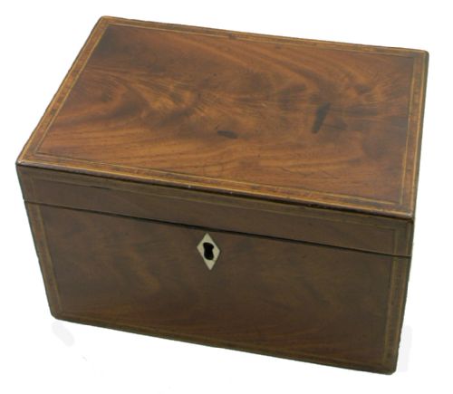 Fine George III Mahogany Tea Caddy. Complete