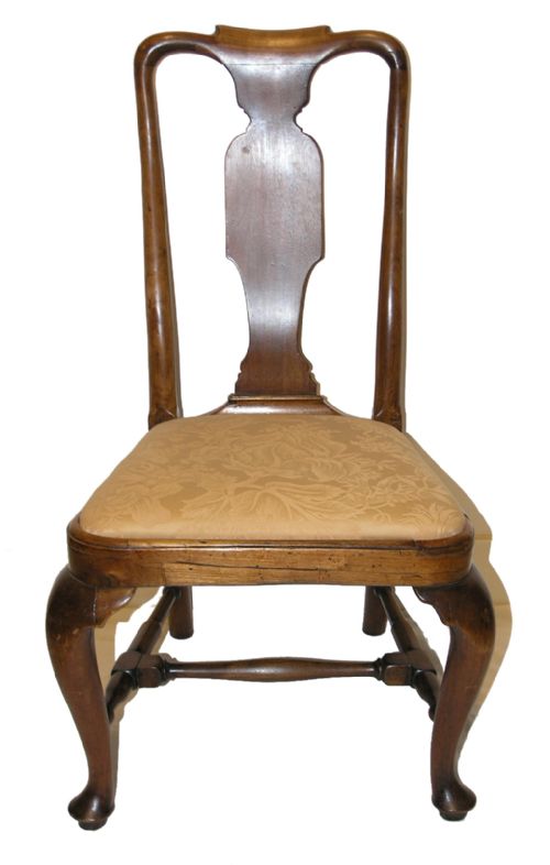Queen Anne Walnut Cabriole Leg Dining Chair. C 1715