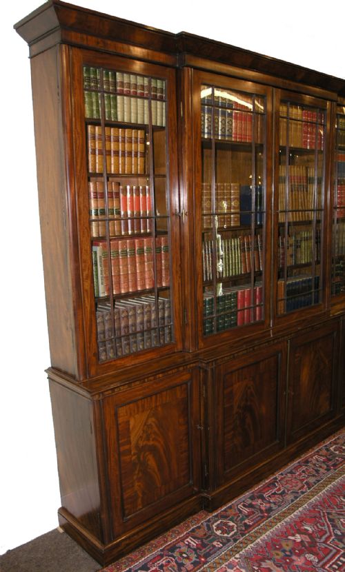 fig 2. LARGE GEORGIAN MAHOGANY BREAKFRONT BOOKCASE. C. 1825