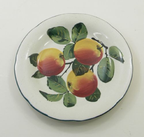 Scottish Wemyss Ware Gordon Dessert Plate. Apples