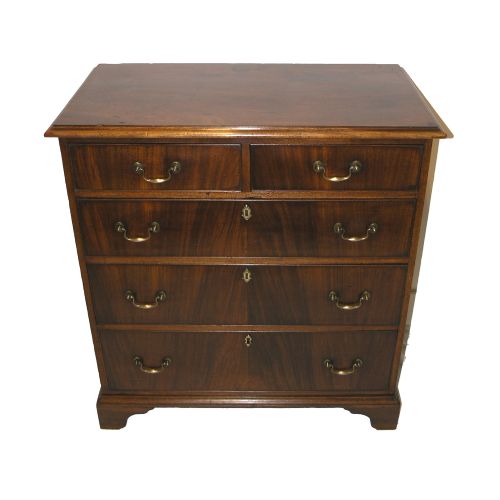 Gorgeous George III Small Mahogany Chest of Drawers