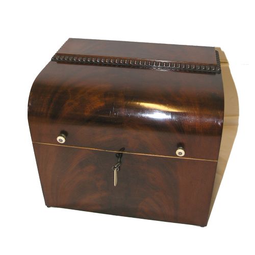 George III Mahogany Decanter Box. Complete. Circa; 1800