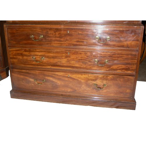 fig 1. GEORGE III CHIPPENDALE MAHOGANY LINEN PRESS. C. 1770
