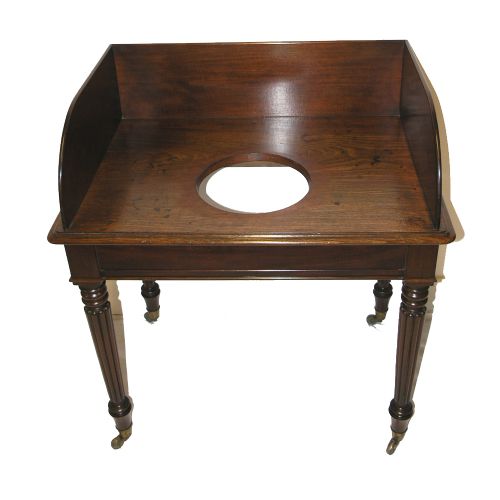 Gillows of Lancaster Georgian Mahogany Wash Stand