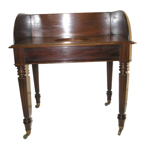 fig 1. GILLOWS of LANCASTER GEORGIAN MAHOGANY WASH STAND