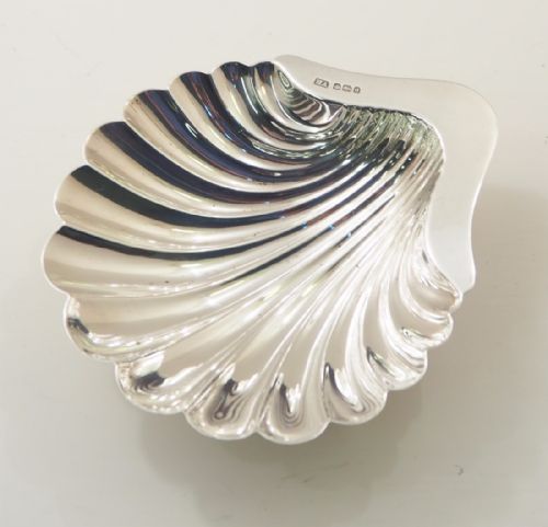 Fine Heavy Large Silver Shell Butter Dish. 1908