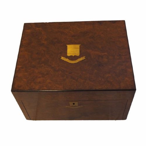 fig 1. SUPERB 19th CENTURY BURR WALNUT LADIES BOX