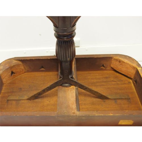 fig 1. GEORGIAN MAHOGANY DUNCAN FYFFE HALL TABLE