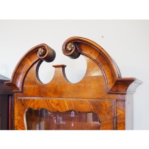 fig 4. FINE 2' GEORGE I WALNUT BUREAU BOOKCASE